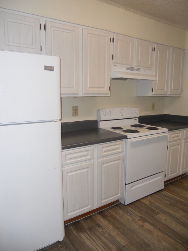 Interior Photo - Bordeaux XI Apartments