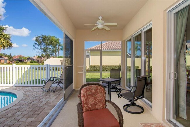 Building Photo - 5254 Eleuthra Cir