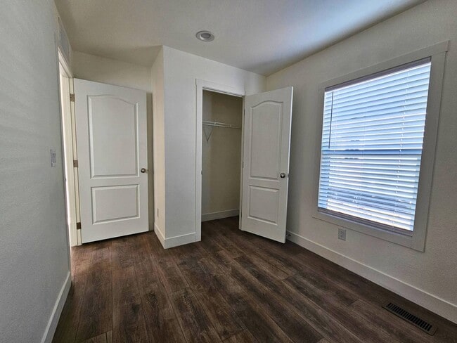 Building Photo - 1409 N French St