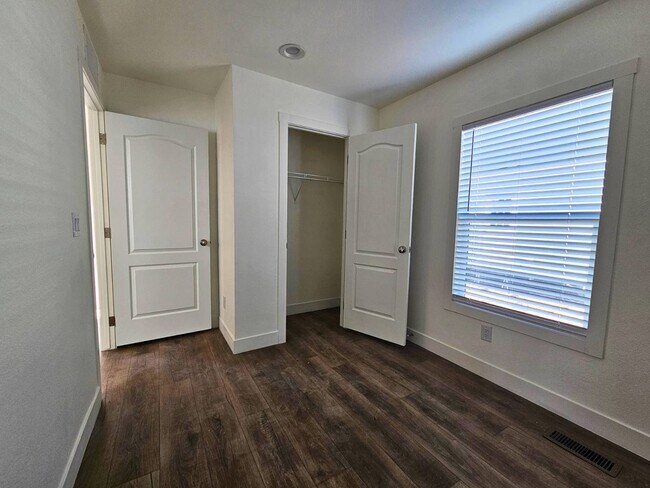 Building Photo - 1431 N French St