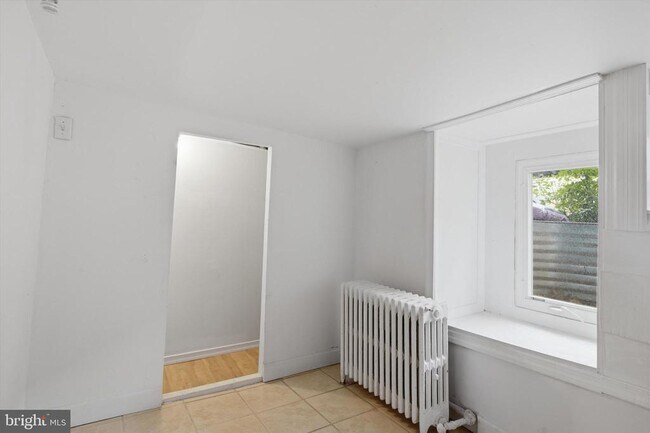 Building Photo - 3146 Remington Ave