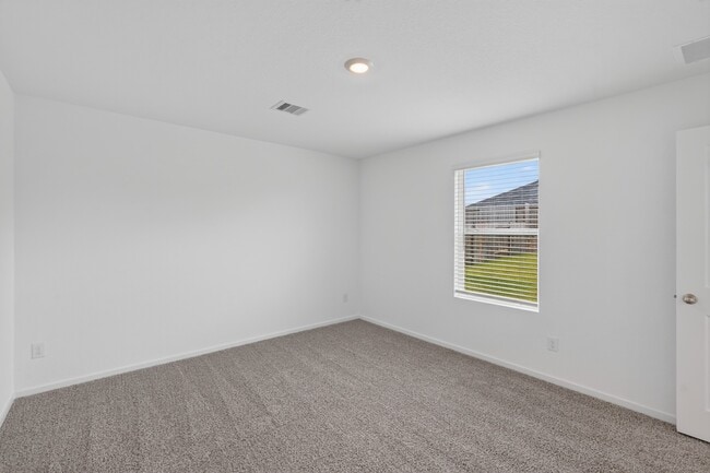 Building Photo - 40818 Hawthorne Glades St