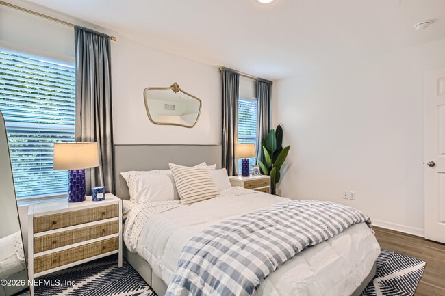 Building Photo - 81 Zaragoza Dr