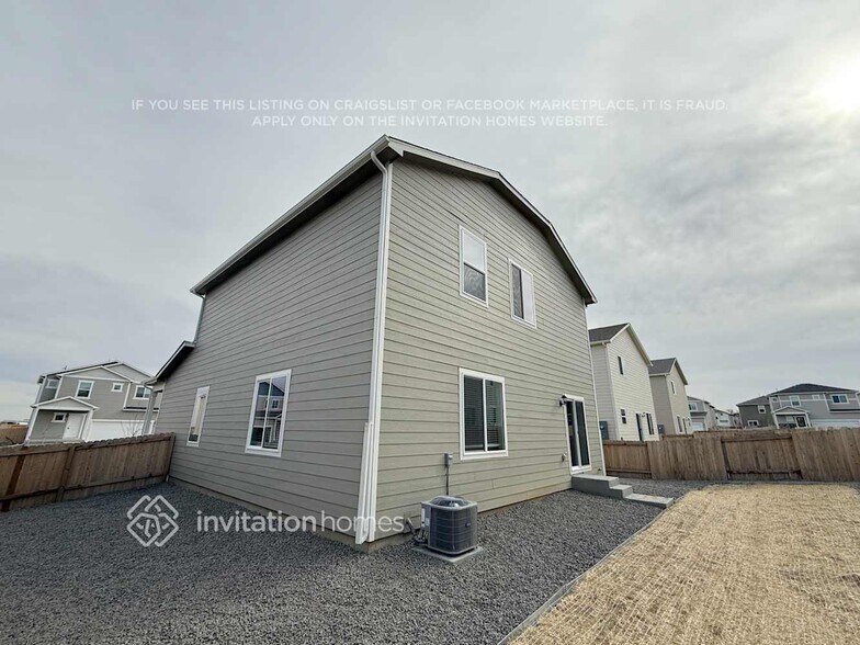 Building Photo - 7211 Dolores Ave