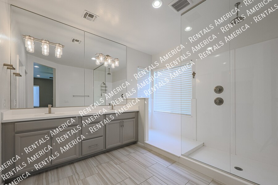 Building Photo - 7090 W Jasper Dr