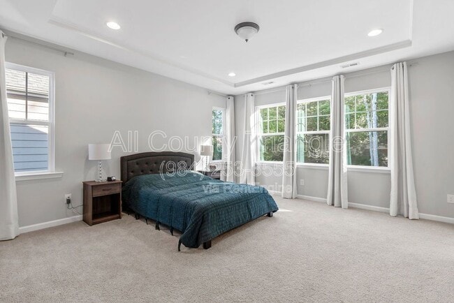 Building Photo - 504 Flip Trail