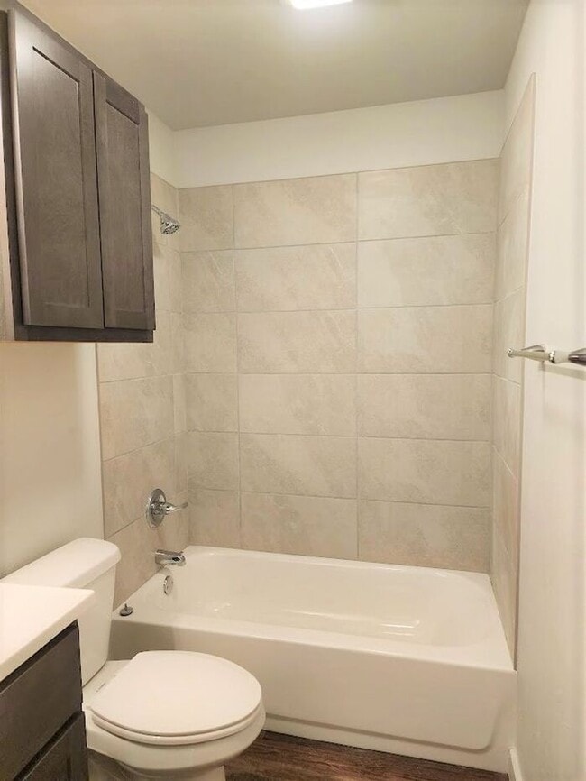 Building Photo - New 3 Bed 2 Bath Duplexes SW 40th & Shields Blvd