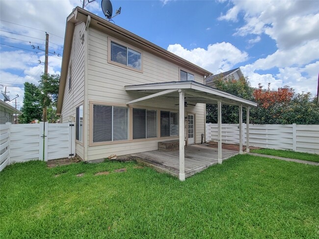 Building Photo - 9607 Farrell Dr
