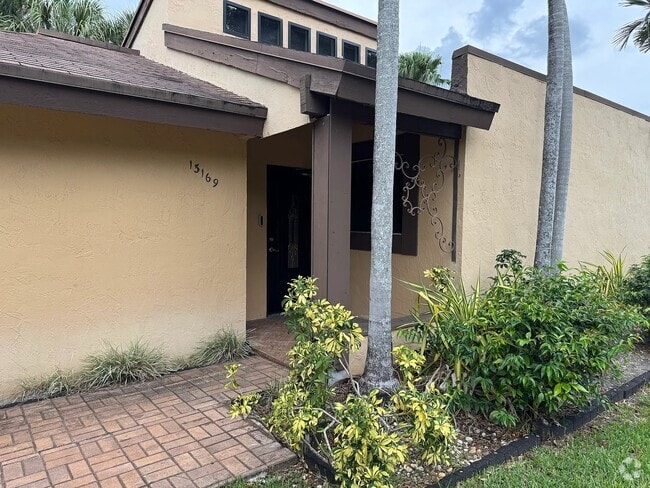 Building Photo - 13169 SW 91st Ct
