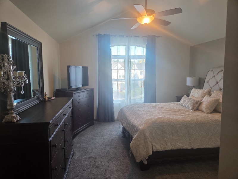 Building Photo - 1609 Grove Ct