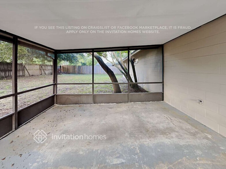 Building Photo - 851 Woodgate Trail