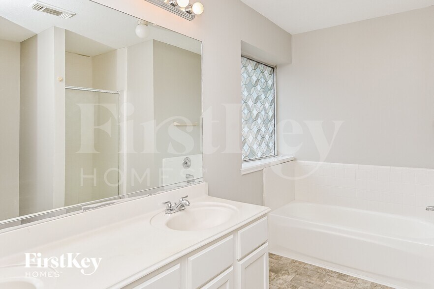 Building Photo - 24111 Ayscough Ln