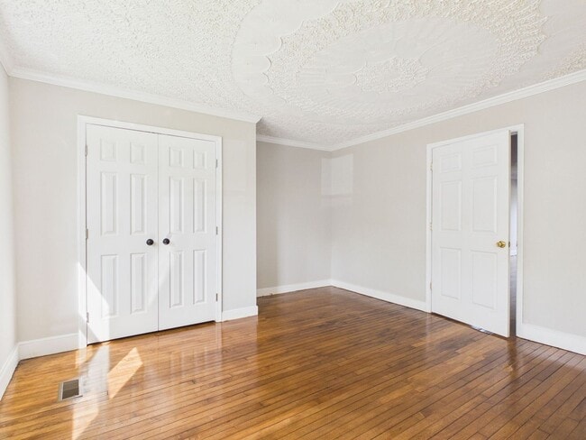 Building Photo - 3600 Pilots Ln