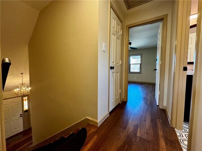 Building Photo - 1709 Rangewood Dr SW