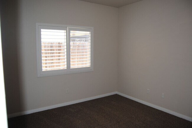 Building Photo - 11130 Dawson Falls Ave