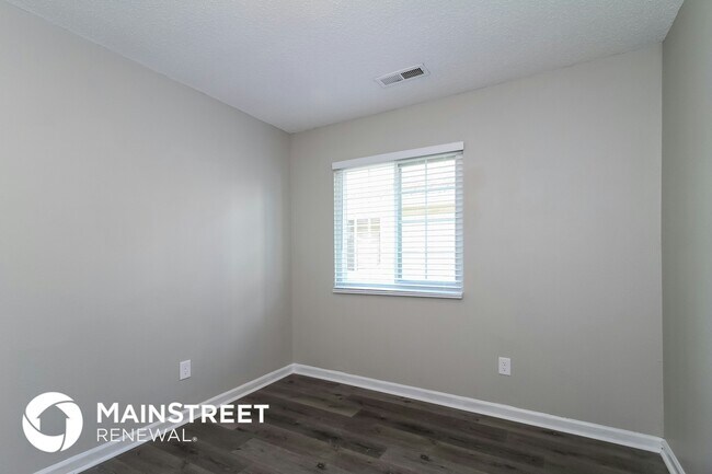 Building Photo - 1719 Hertford St