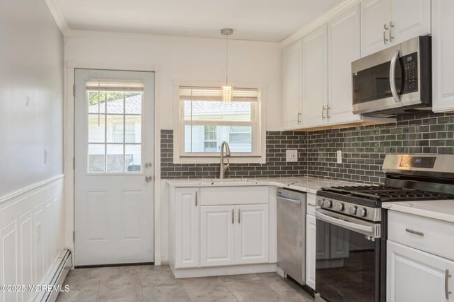 Building Photo - 11 St Pierri Ct