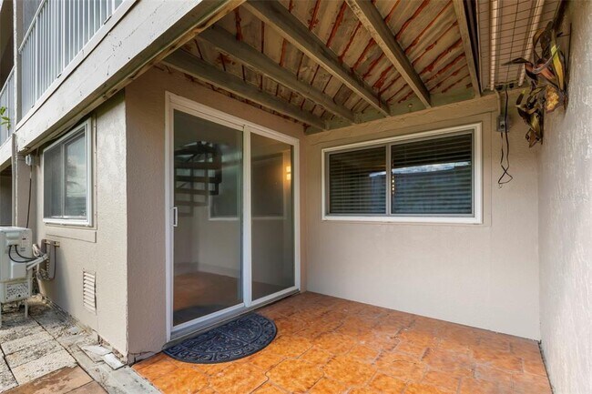 Building Photo - 255 Capri Cir N