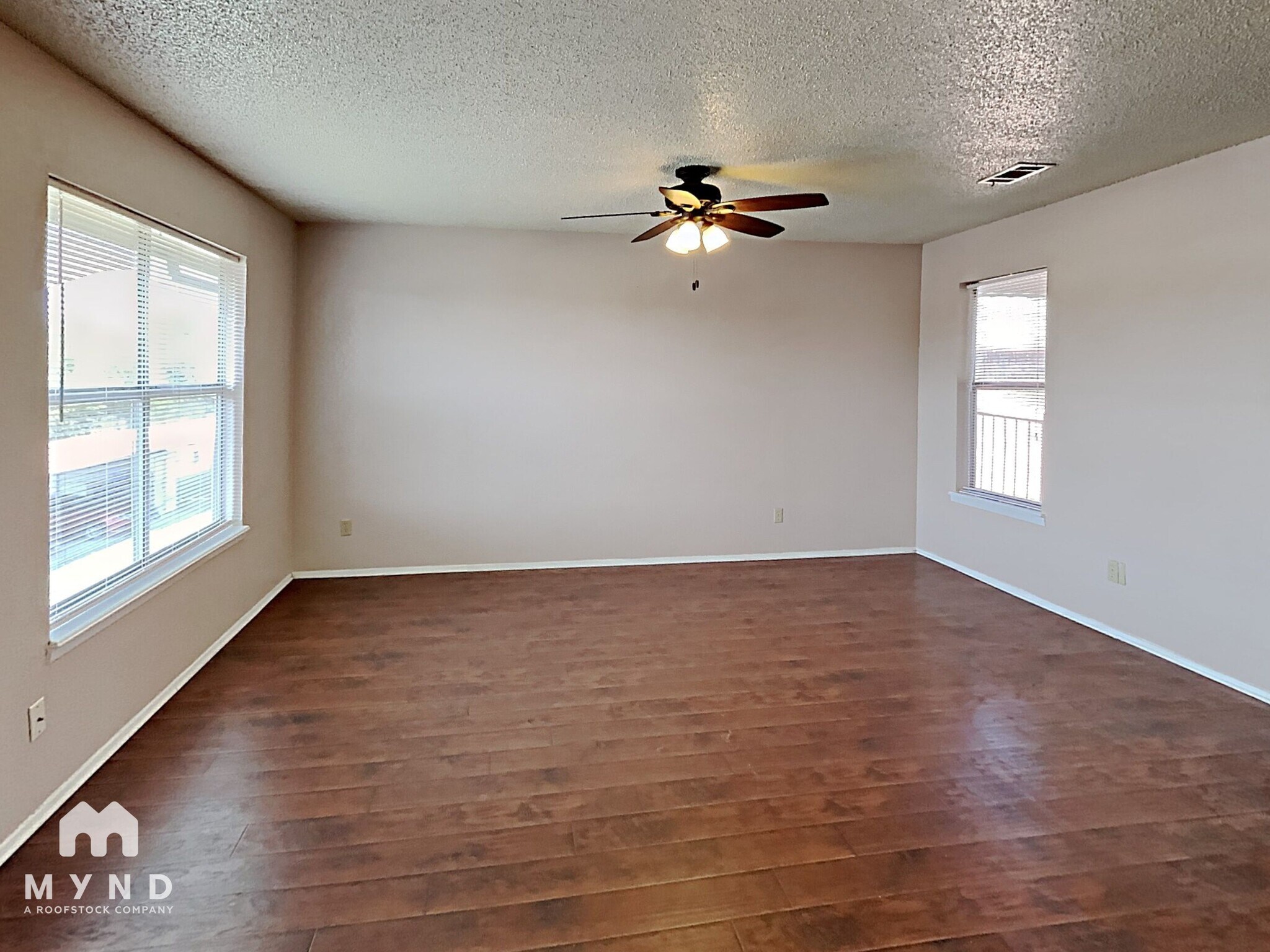 Building Photo - 5515 Brookview Ct