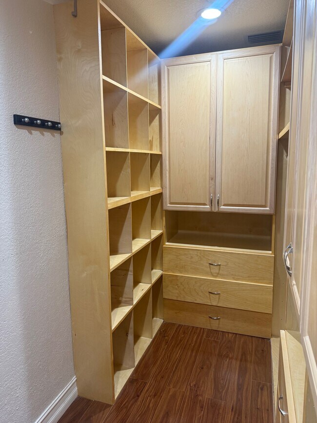 Building Photo - 14912 SW 143rd Ct