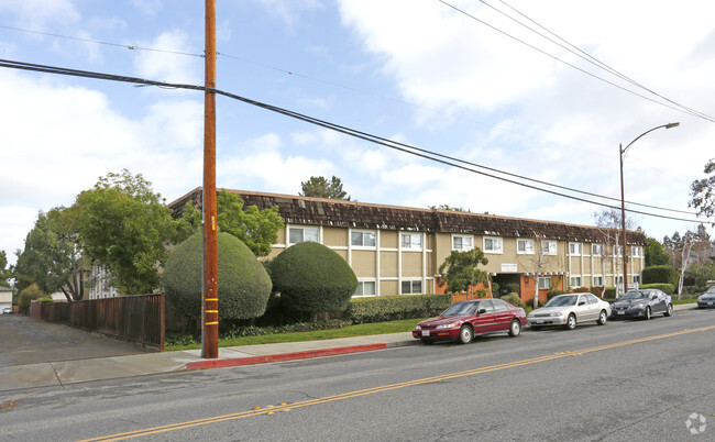 Primary Photo - Blackford Apartments