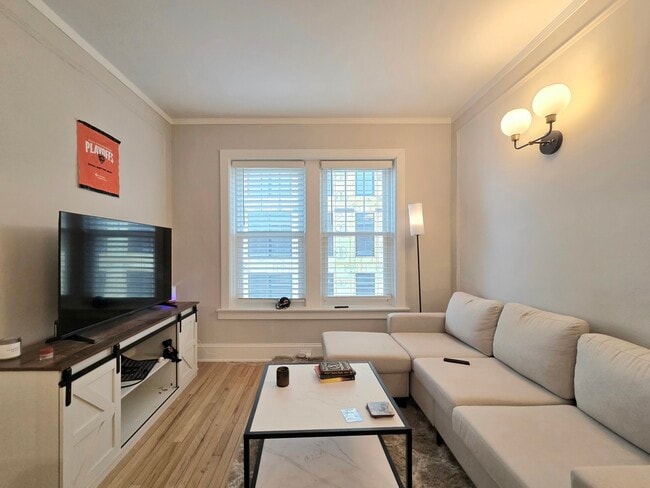 Building Photo - 2746 N Hampden Ct