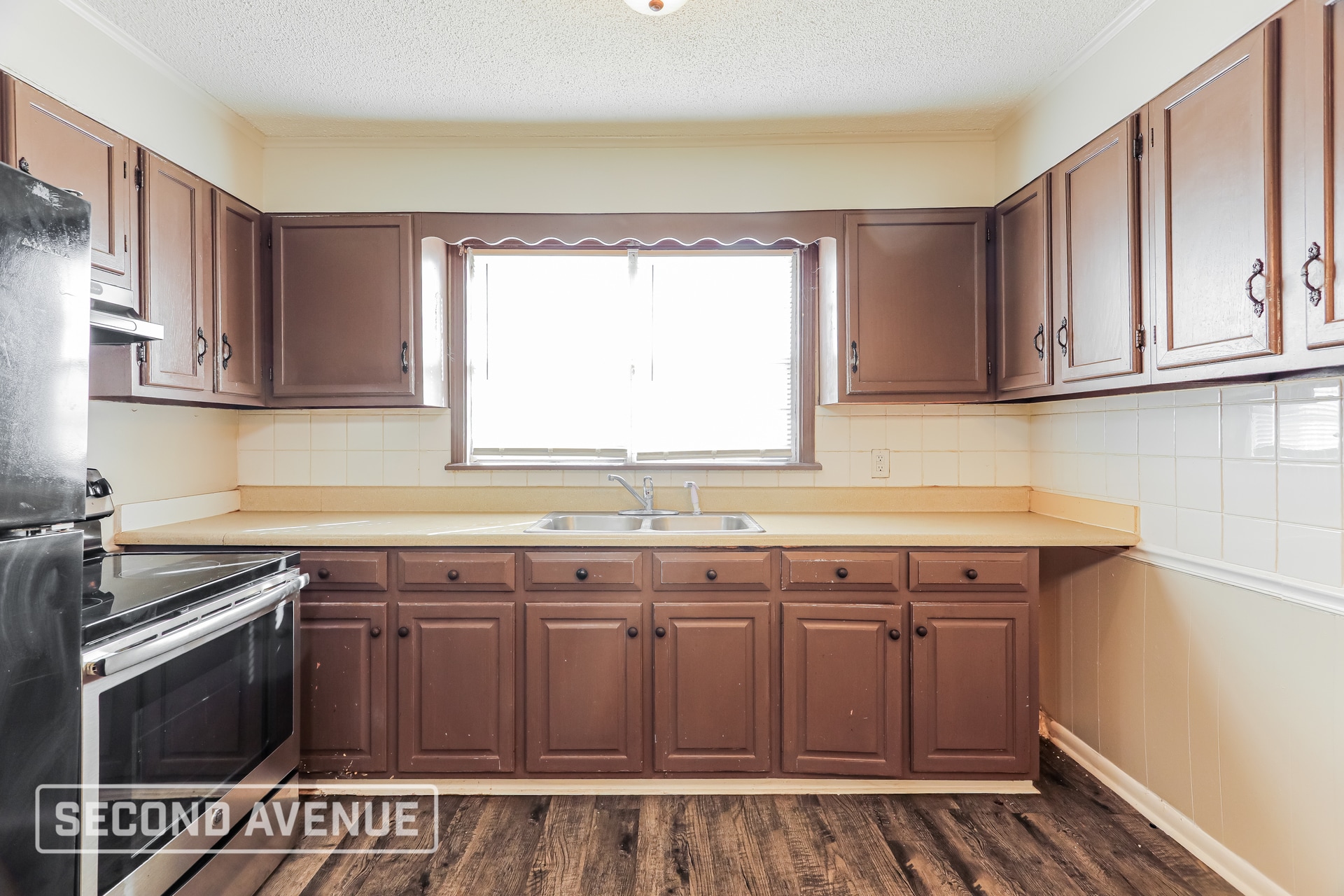 Building Photo - 208 Kentwood Ave