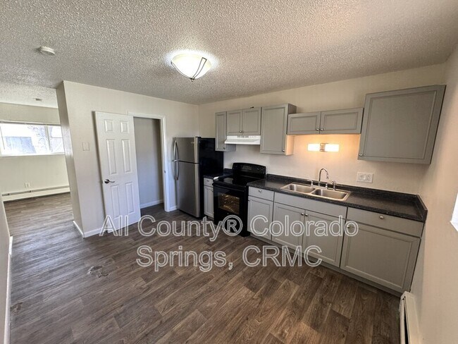 Building Photo - 2119 Preuss Rd