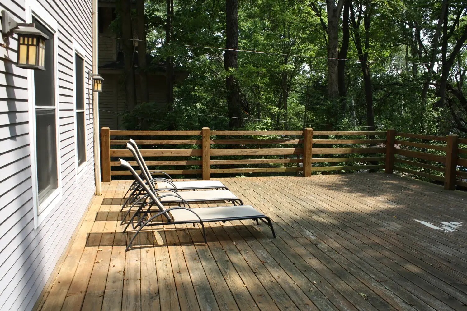 Building Photo - 440 E 2nd St