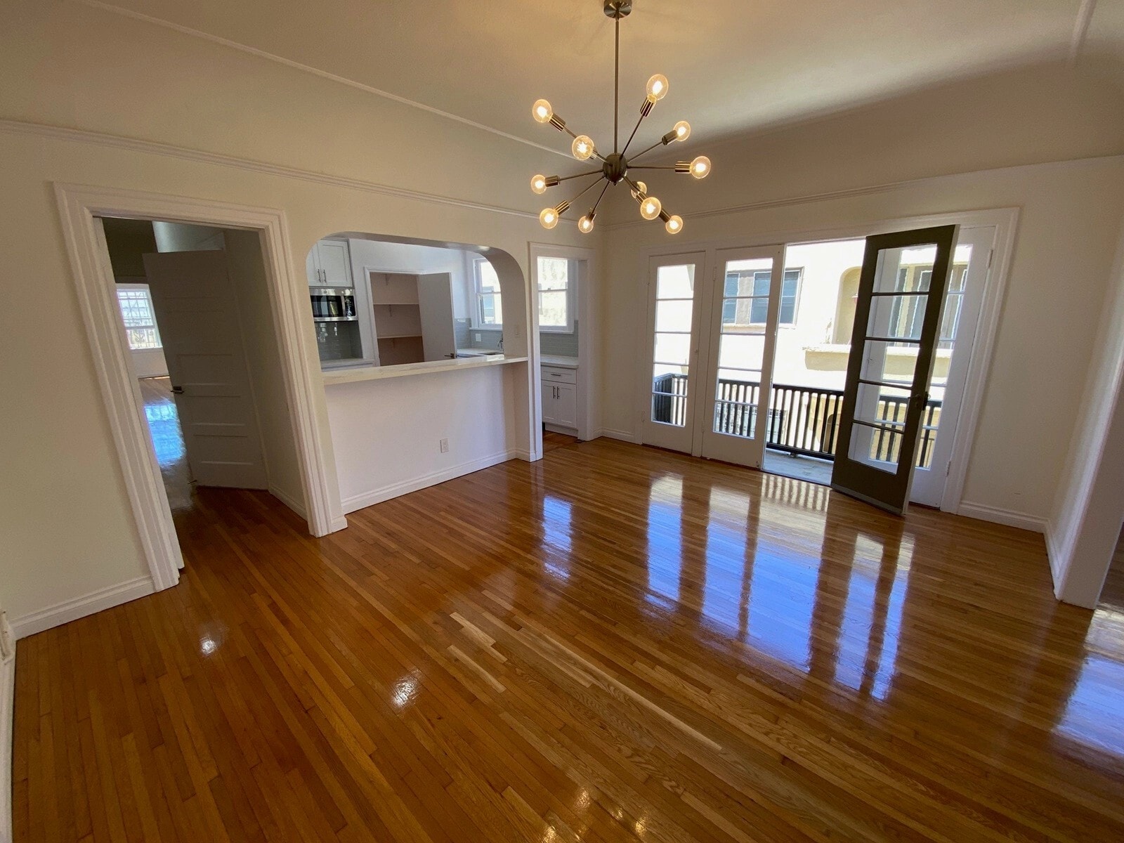 Building Photo - 241 S New Hampshire Ave