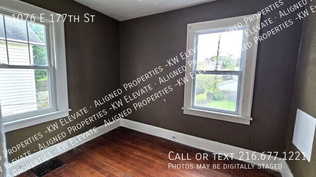 Building Photo - 1076 E 177th St