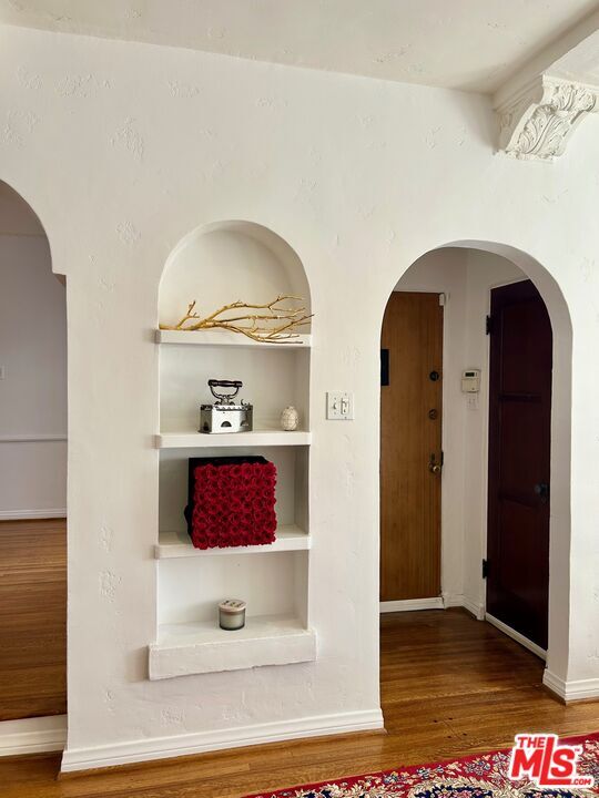 Building Photo - 8673 W Olympic Blvd