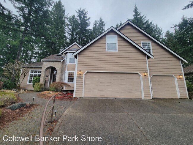 Primary Photo - 4 br, 3.5 bath House - 6961 Wentworth Ave SW