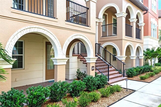 Building Photo - 2648 Lobelia Dr