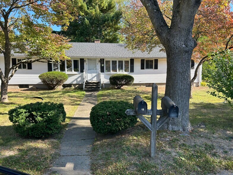 Building Photo - 6 Eliot Rd