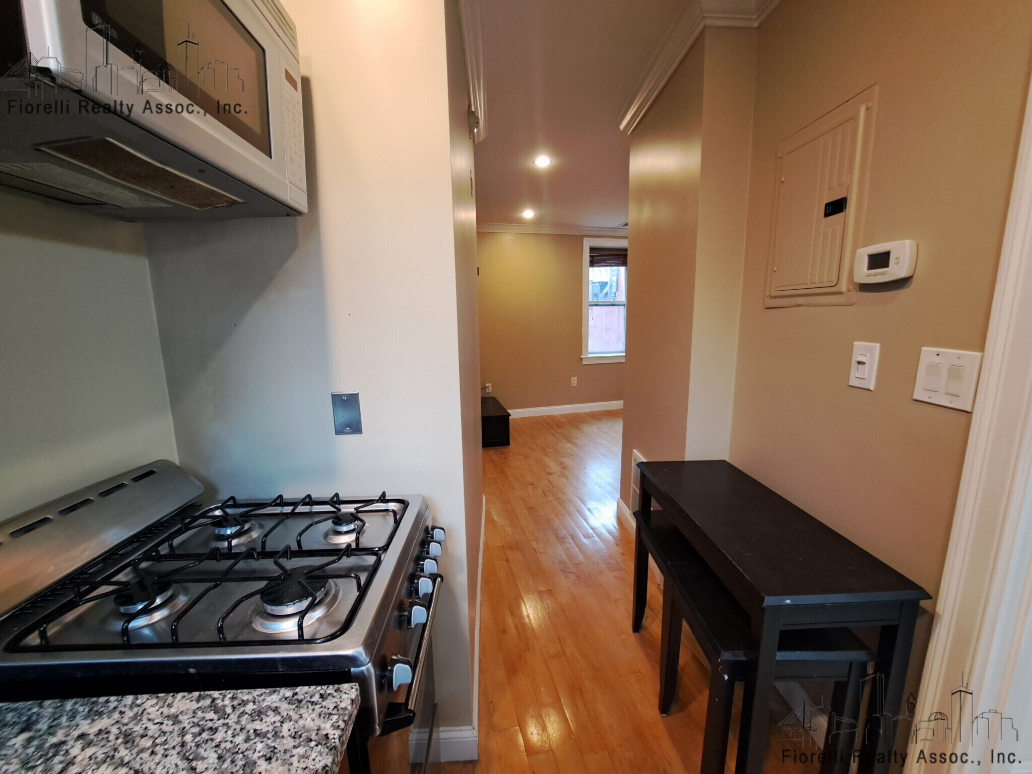 Building Photo - 101 Prince St