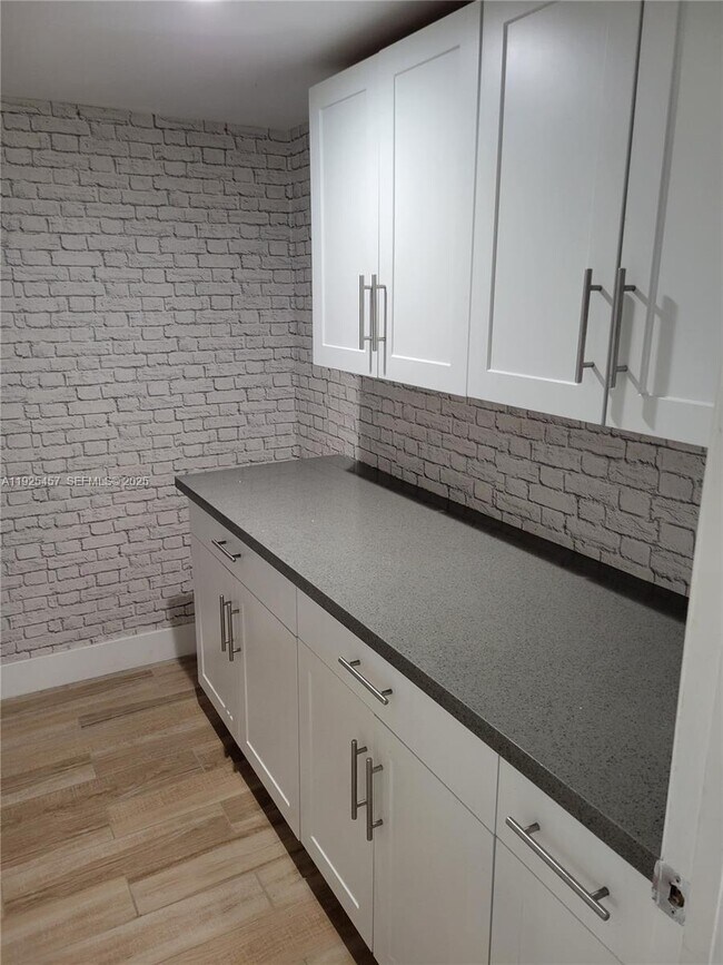 Building Photo - 1325 NW 123rd Terrace