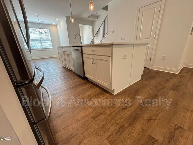 Building Photo - 5710 Parker Pnes Ct