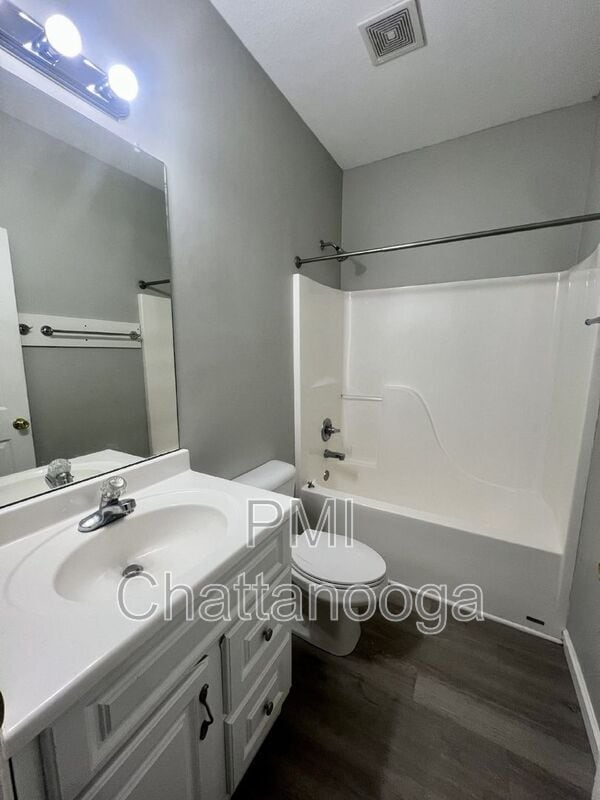 Building Photo - 9511 Weidner Ln