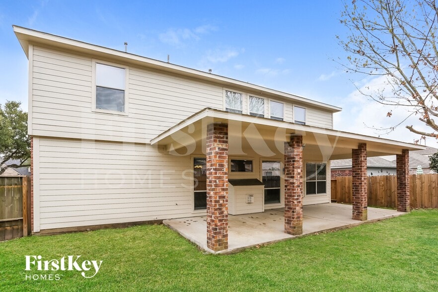 Building Photo - 18210 Olive Tree Ct