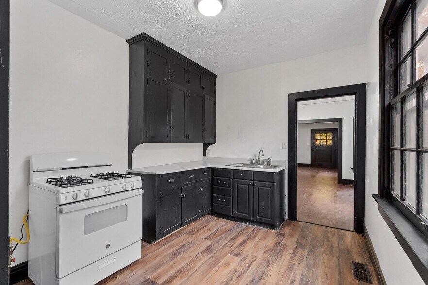 Building Photo - 58 Fountain Ave