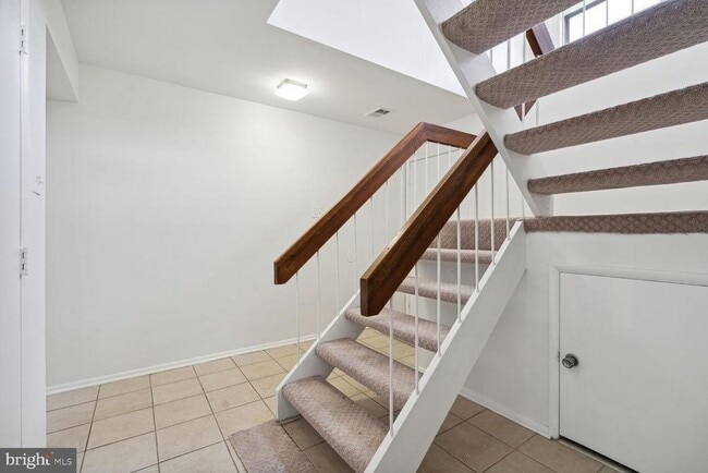 Building Photo - 11512 Alcinda Ln
