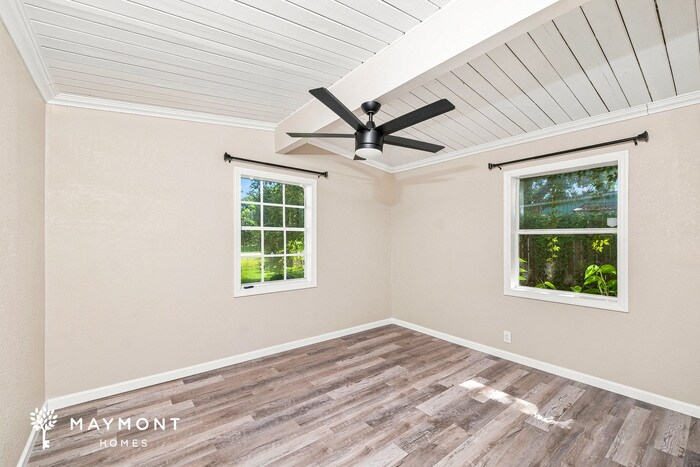 Building Photo - 93 E Mariana Ave
