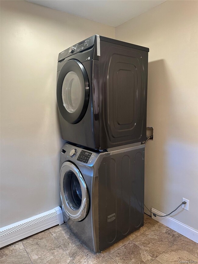 Building Photo - 430 NY-32