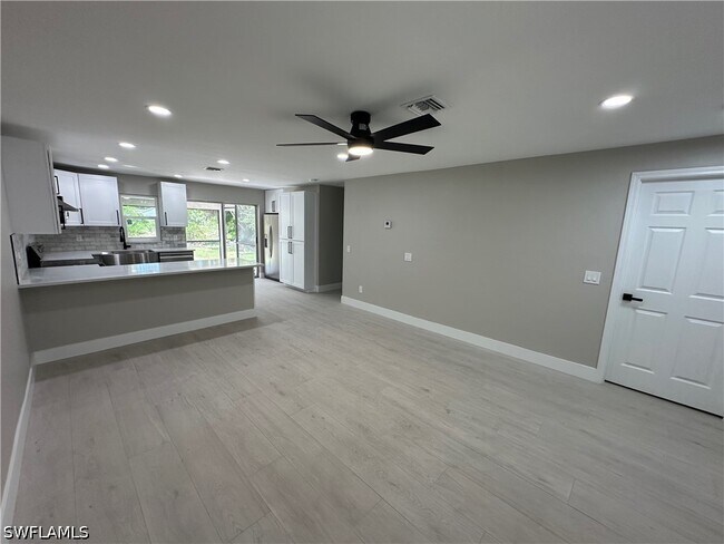 Building Photo - 17394 E Carnegie Cir