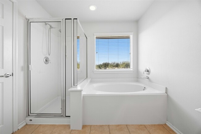 Building Photo - 3205 Victorian Manor Ln