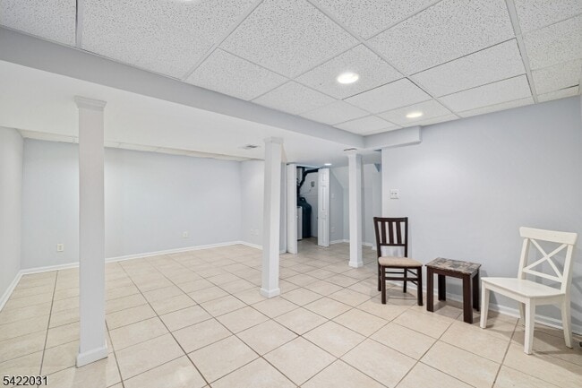 Building Photo - 33 Stockton Ct