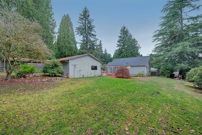 Building Photo - 2bd/1.5ba Redmond Home