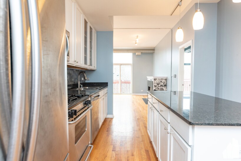 Building Photo - 2356 N Elston Ct