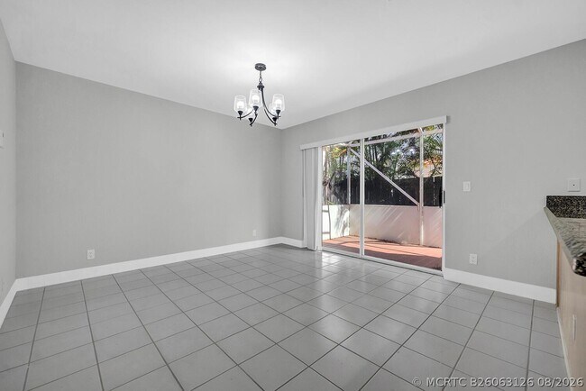 Building Photo - 10820 Buttonwood Lake Dr